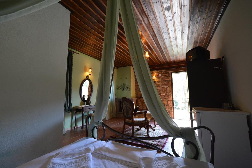 Guesthouse Rodamos 塔克西阿尔希斯 外观 照片
